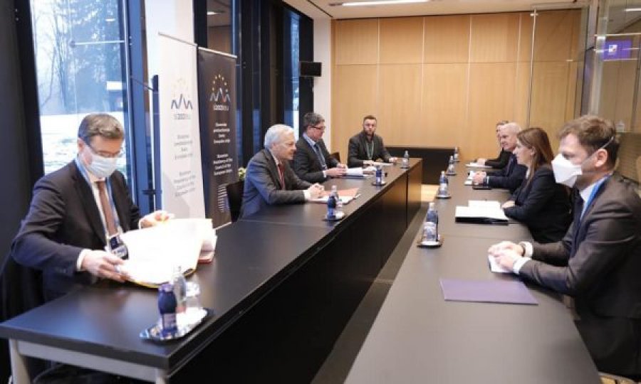 Ministrja Haxhiu dhe Ministri Sveçla, takojnë Komisionerin për Drejtësi të BE-së, Didier Reynders