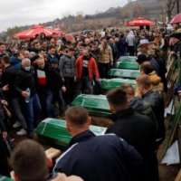 Tragjedia në Bullgari: Shqiptari nga Maqedonia e Veriut përcolli në banesën e fundit 10 familjarë
