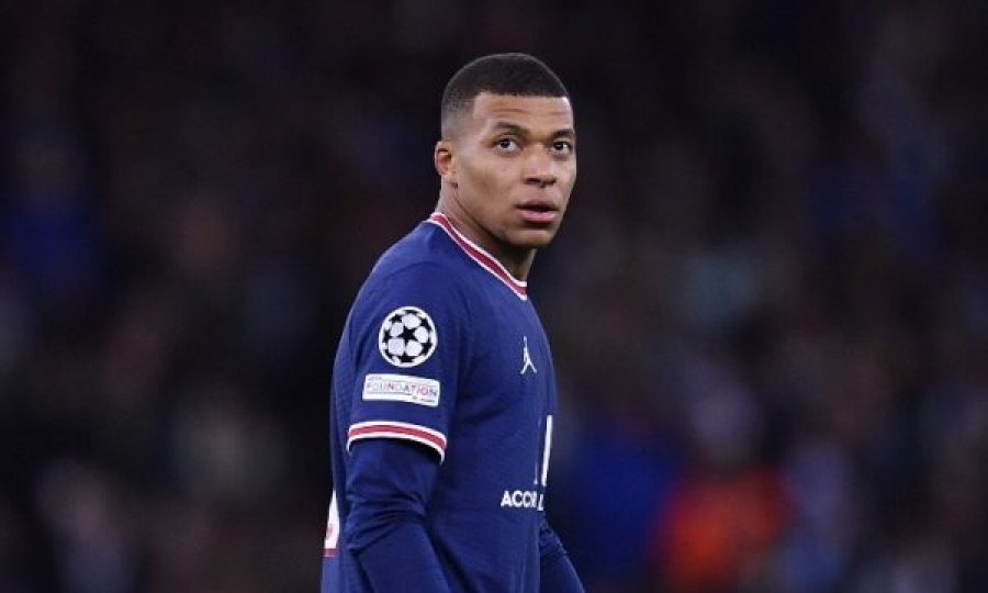 Mbappe s’dëshiron të rinovojë me PSG-në