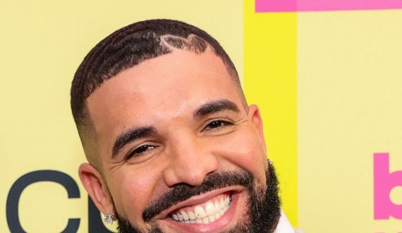 Drake është ‘nivel shumë i lartë’ për Grammy, këngëtari tërhiqet nga nominimet