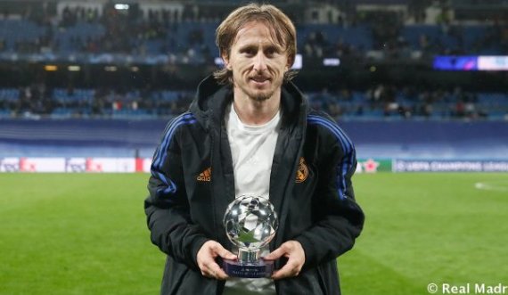 Shpërblehet Modric pas ndeshjes së 100 në Champions