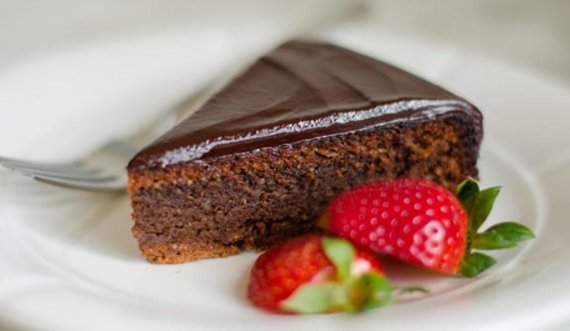 Receta e Cekës: Tortë me çokollatë