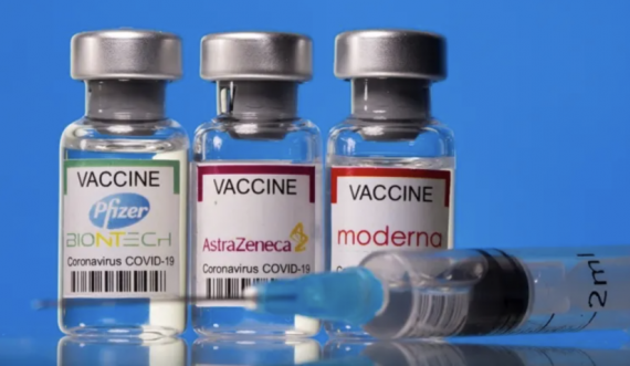 Miksim i dy vaksinave të ndryshme anti-Covid? Ja cili kombinim është më efektivi
