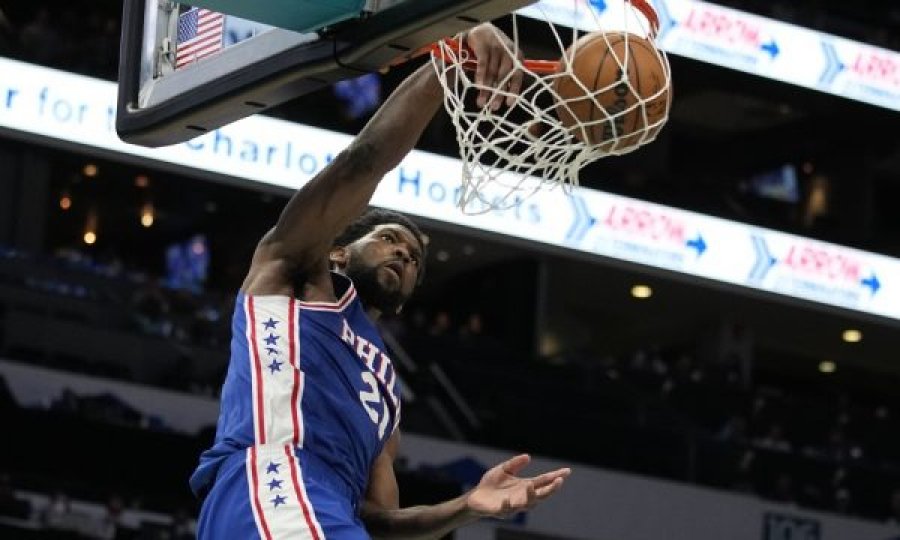 NBA, Joel Embiid udhëheq Philadelphian drejt fitores