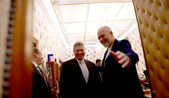 Takohen Rama dhe Escobar, flasin për dialogun Kosovë-Serbi dhe Ballkanin e Hapur