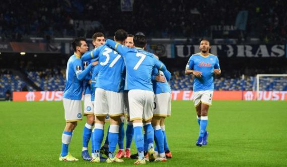 Napoli i shënon gol Juventusit