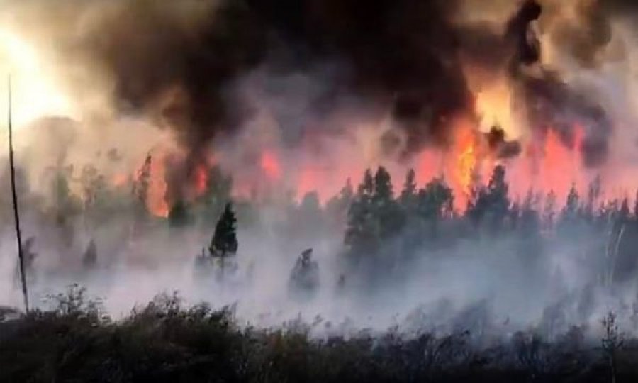 Zjarri pushton fshatin më të ftohtë në botë