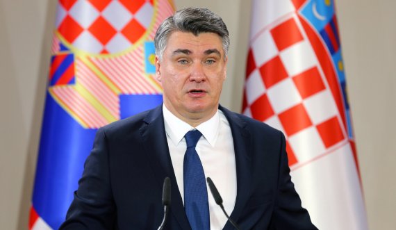 Politikani boshnjak ngrit kallëzim penal ndaj presidentit të Kroacisë për deklaratën rreth Srebrenicës