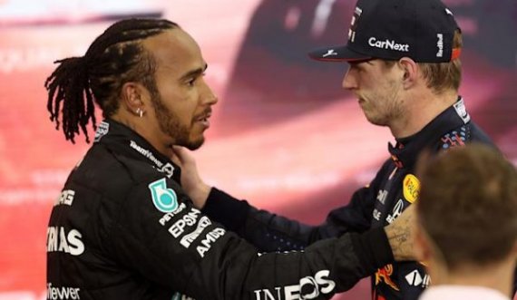 Formula 1: Reagimet e kampionit Verstappen dhe Hamiltonit pas garës së çmendur