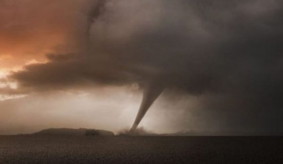 Shkon në 100 numri i viktimave nga tornado në SHBA