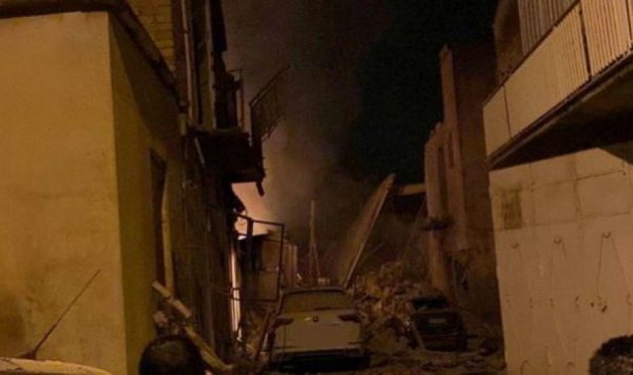 Shembja e pallatit në Itali, vdes një burrë, dy gra nxirren të gjalla nga rrënojat