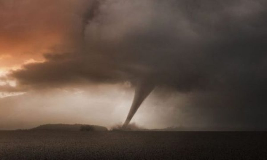 Shkon në 100 numri i viktimave nga tornado në SHBA
