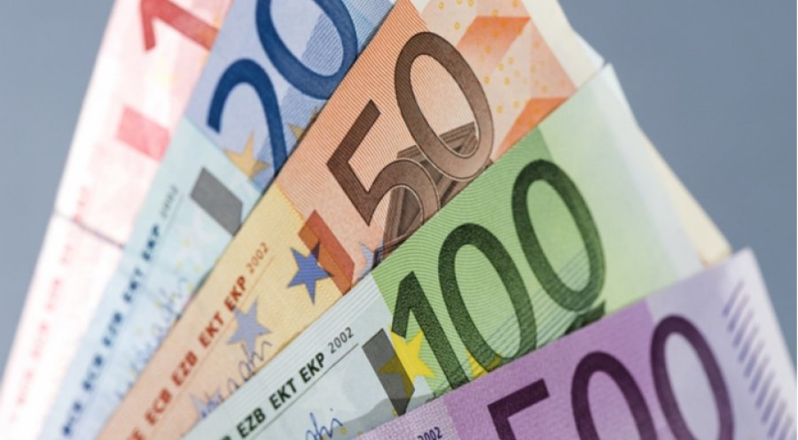 Gjesti shembullor i qytetarëve në Klinë, ia kthejnë pronarit 2735 euro të humbura