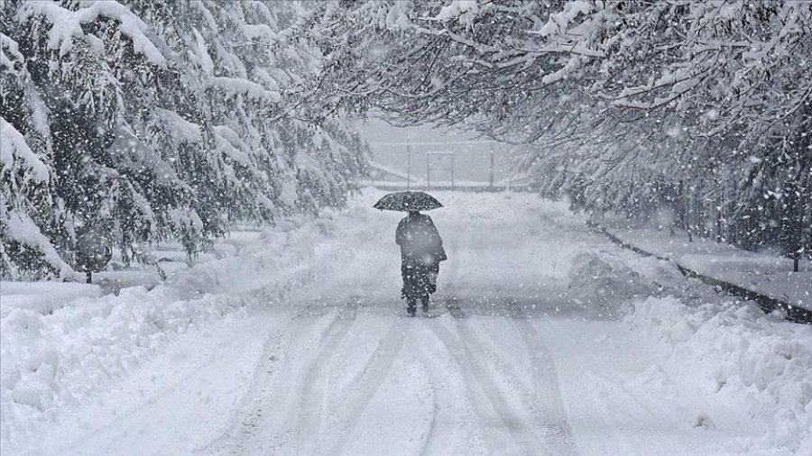 Temperatura në minus gradë dhe reshje bore, moti për sot dhe ditët e ardhshme