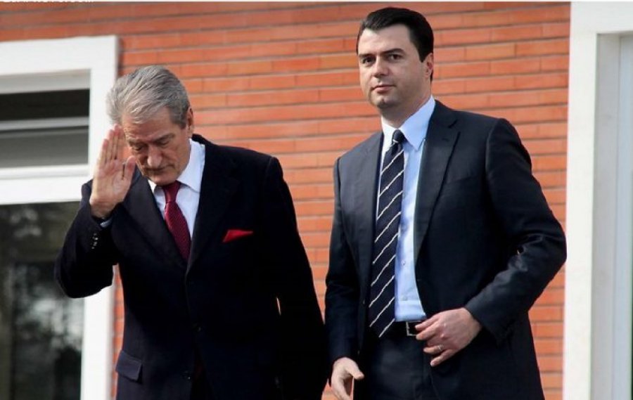 Sali Berisha përjashtohet nga PD