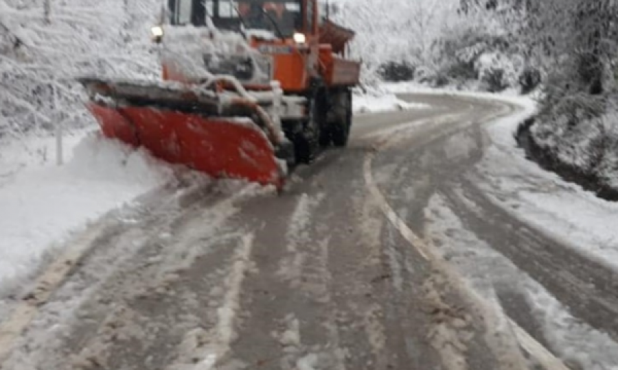 Zhbllokohet rruga Prizren-Prevallë, ministria ka një thirrje për ngasësit e automjeteve