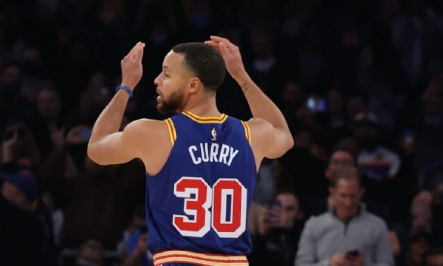 Curry në historinë e NBA, e thyen rekordin për më së shumti trepikësha