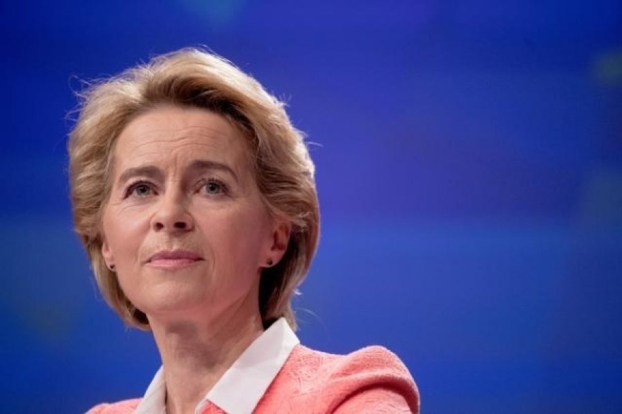 Von der Leyen: Mbi 66% e evropianëve kanë marrë dy doza të vaksinës