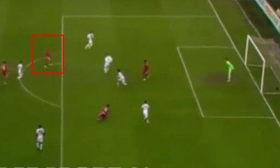 Futbollisti shqiptar shënon supergol në Turqi