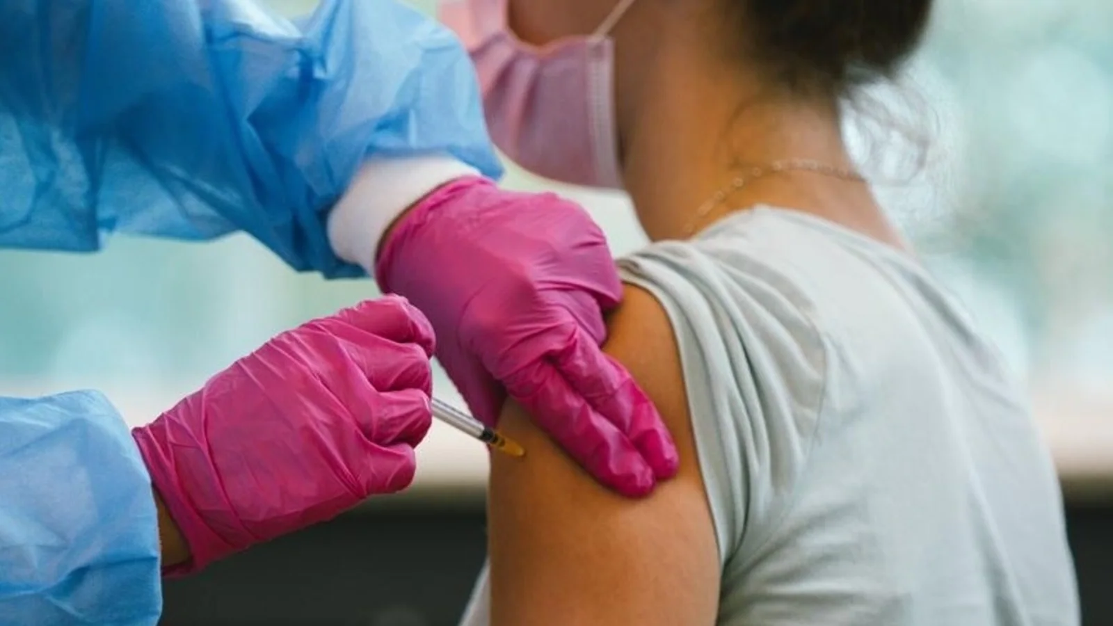 Vendet europiane nisin vaksinimin e fëmijëve të moshave 5-11 vjeç kundër COVID-19