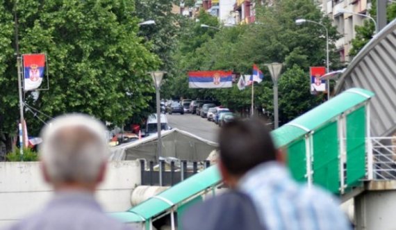 Serbët po ikin nga Kosova