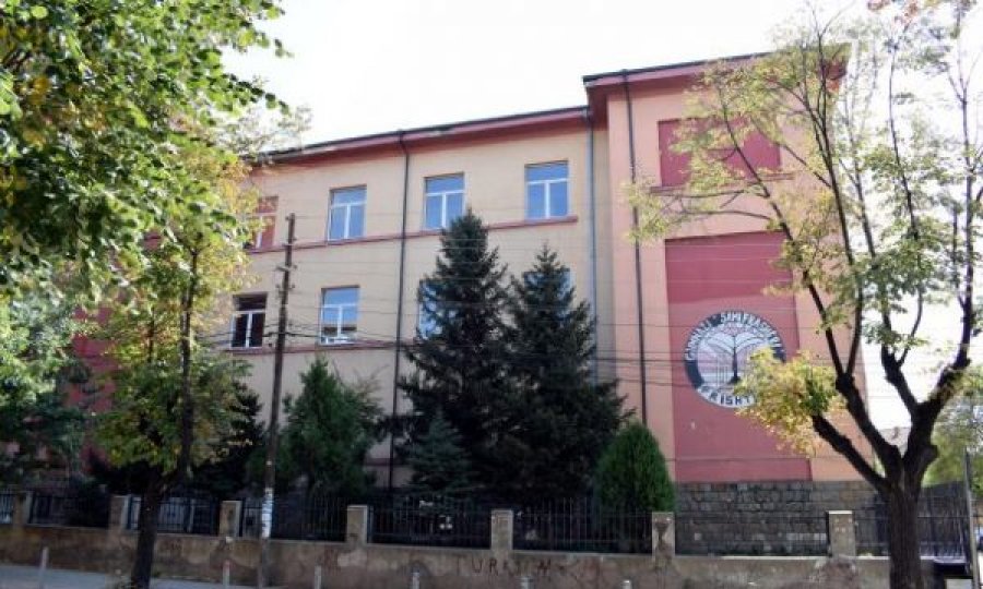 Rrahje në gjimnazin “Sami Frashëri”, policia jep detaje