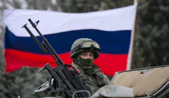 CNN: Rusia po vazhdon të grumbullojë trupa afër Ukrainës