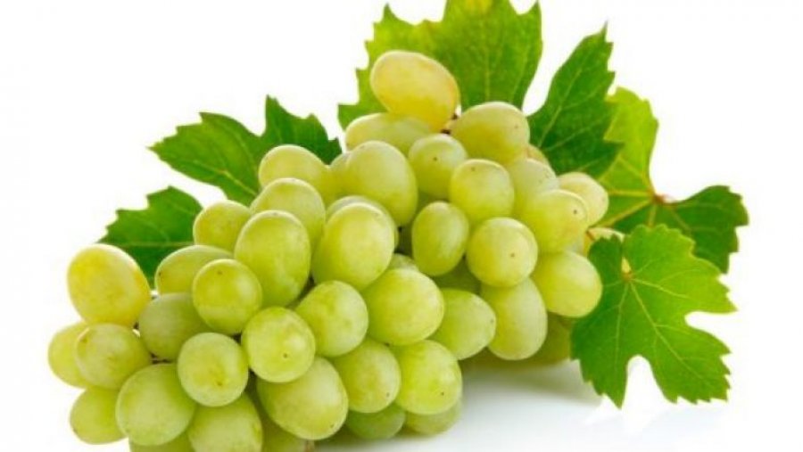 6 vetitë shëndetësore të rrushit