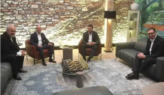 Vuçiq, Rama e Zaev tashmë janë akomoduar në Elbasan