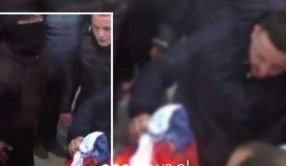 Pas djegies së flamurit, reagojnë mediat serbe: Gjysma e protestuesve do presë Vuçiçin në aeroport