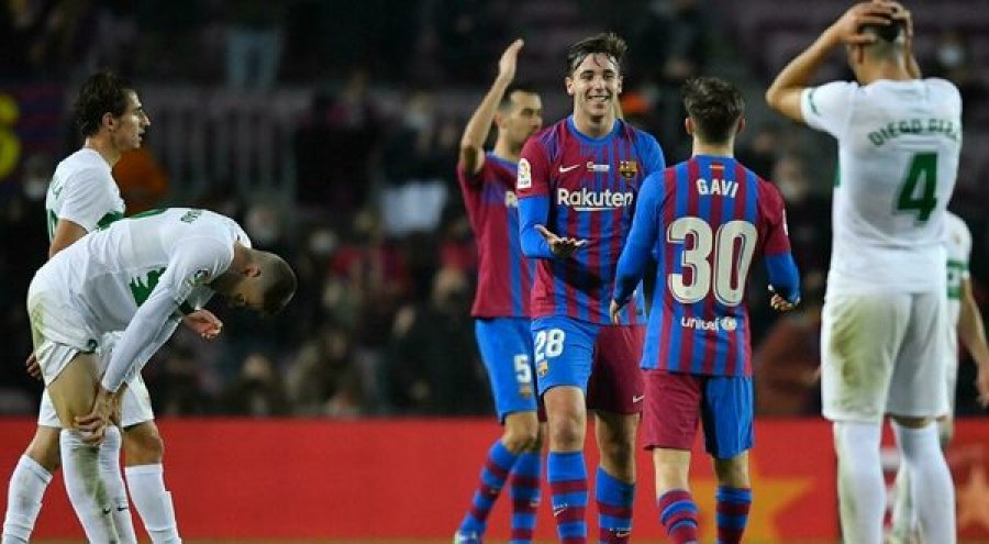 Barcelona rivalizohet nga klubi anglez