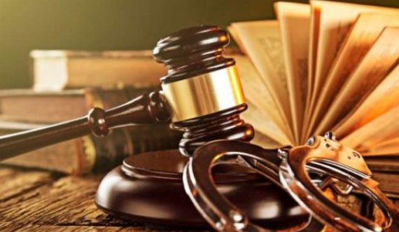 Gjykatës Komerciale nga Qeveria një goditje e rëndë për klanet në sistemin e drejtësisë, të lidhura me rrjetin e mafio-politikës