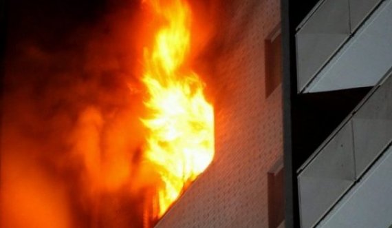 Zjarri përfshin shtëpinë në Malishevë, dy persona përfundojnë në QKUK
