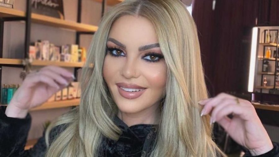Vitet për të paskan ndaluar, Vjollca Haxhiu duket si 20 vjecare në këto foto