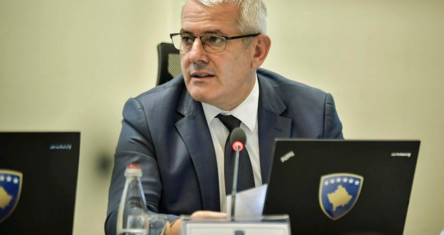  Prokuroria i reagon ashpër Ministrit Sveçla pas arrestimeve të sotme: Mos u përziej në punët tona 