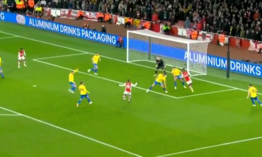 Dy gola të shpejtë në ndeshjen Arsenal vs Sunderland