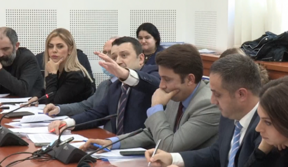 Hajdar Beqa: Të burgosurit që vijnë nga Danimarka s’janë as hoxhë, as haxhi