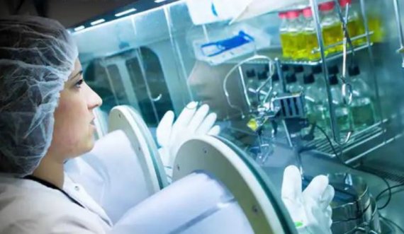 A financohet Agjencia Europiane e Barnave nga industria farmaceutike?