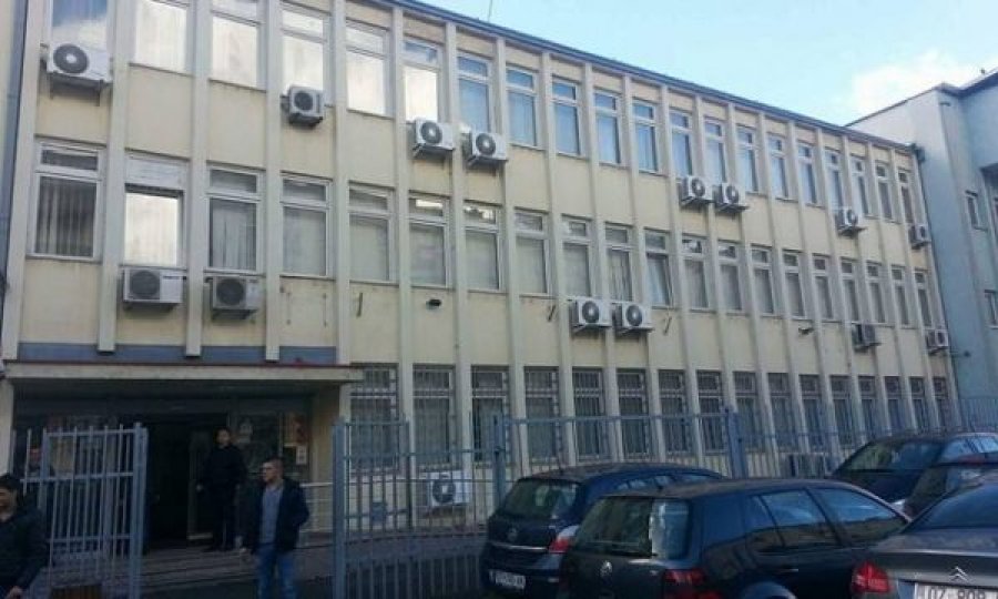 Një muaj paraburgim për zëvendësdrejtorin e gjimnazit të Malishevës që dyshohet për sulm seksual ndaj nxënëses