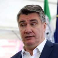 Presidenti kroat rreshtohet pro Dodik’ut: Nëse dikush voton për sanksione kundër tij për mua është tradhtar