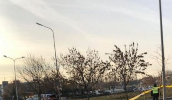 Detaje nga Stacioni i Autobusëve ku po dyshohet për bombë