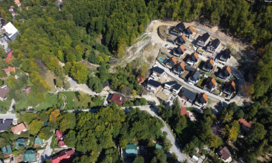 Çfarë do të ndodhë me villat në Brezovicë, lejet e të cilave dyshohet se u lëshuan me ryshfet