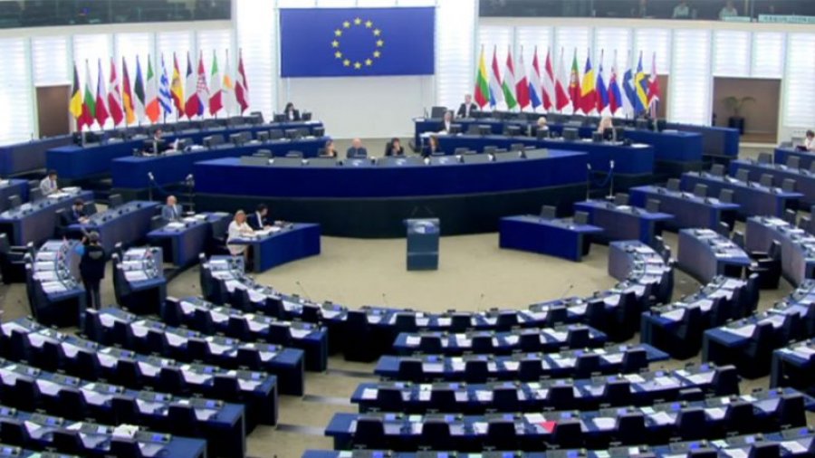 Parlamenti Evropian mesazh të fortë për shtetet e Ballkanit: Nuk ka anëtarësim në BE pa hapur dosjet dhe listat e krimit të spiunëve të UDB-së!