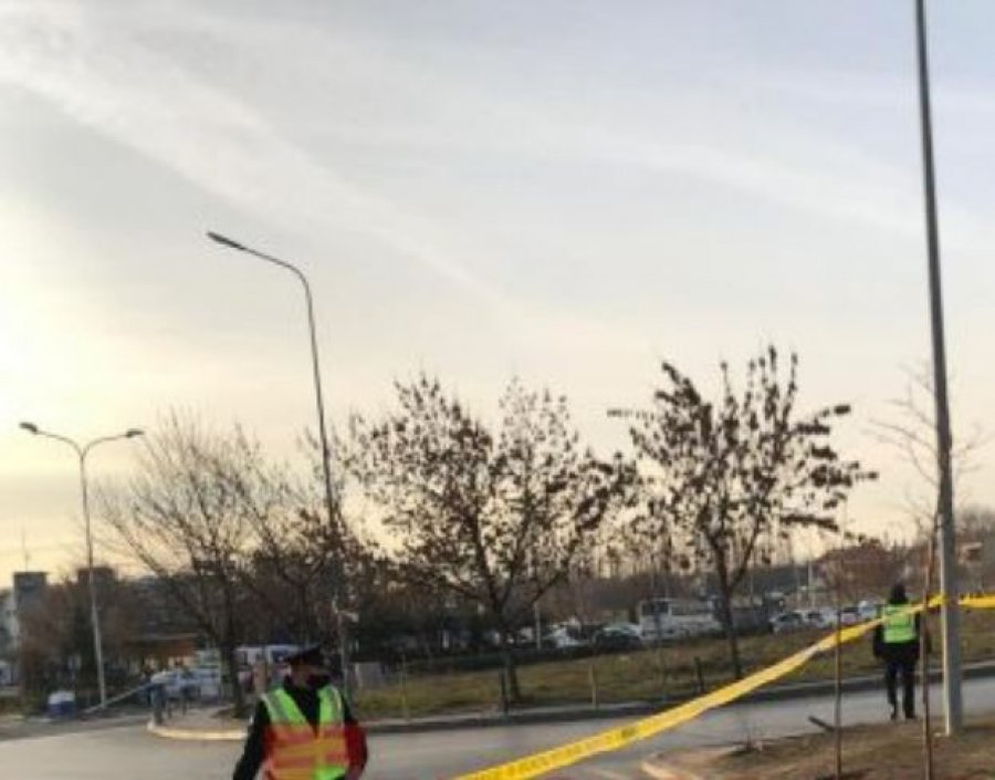 Detaje nga Stacioni i Autobusëve ku po dyshohet për bombë