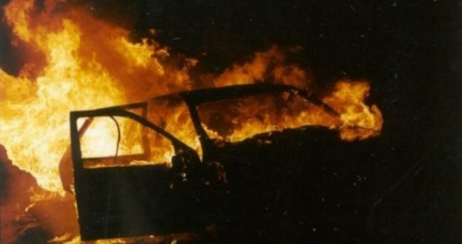 Qytetarit në Skenderaj i digjet kamioni, traktori e vetura