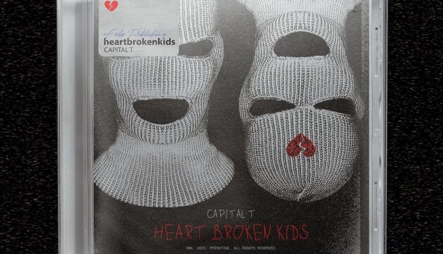 Capital T publikon albumin “Heart Broken Kids”
