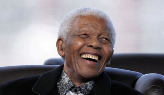 Del në ankand çelësi i qelisë së Nelson Mandelës