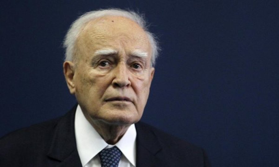 Vdes ish-presidenti grek, kishte protestuar kundër ndërhyrjes së NATO’s në Kosovë