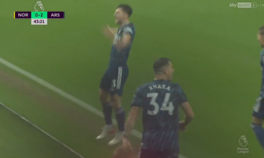 Arsenali e dyfishon epërsinë kundër Norwichit