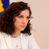 Ministrja: S’kemi mundur ta evitojmë krizën duke blerë rrymë